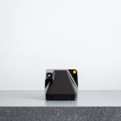 1907 IMPOSSIBLE High-tech-Appareil photo Polaroid Now - Noir & Blanc