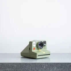 1907 IMPOSSIBLE High-tech-Appareil photo retro Polaroid Now + - Vert
