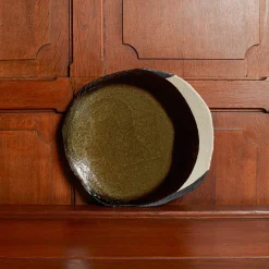 925 JARS CERAMISTES Assiettes Plates-Assiette en grès émaillé Wabi - Seidou Kaki