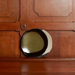 925 JARS CERAMISTES Assiettes Plates-Assiette en grès émaillé Wabi - Seidou Kaki