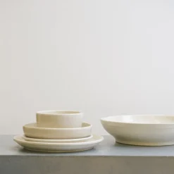 559 STONEWARE Assiettes Plates-Assiette plate en grès fin - Blanc