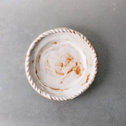 2180 ANNE SOPHIE MATRELLA L'esprit Merci|Assiettes Plates-Assiette Torsade - Anne Sophie Matrella