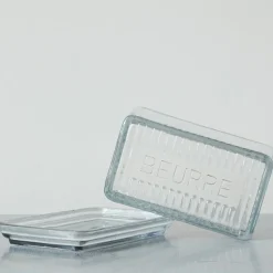 1139 BAZAR DE LUXE Ustensiles-Beurrier en verre moulé