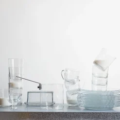 1139 BAZAR DE LUXE Ustensiles-Beurrier en verre moulé