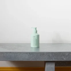 1598 CORPUS Soins Du Corps-Body Wash - Third Rose - CORPUS