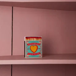 590 FINE MATCH BOX Allumettes & Briquets-Boîte de 150 grandes allumettes - Love Heart