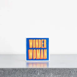 590 FINE MATCH BOX Allumettes & Briquets|Accessoirisez Votre Intérieur-Boîte de 150 grandes allumettes - Wonder Woman