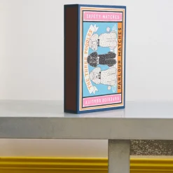 590 FINE MATCH BOX Allumettes & Briquets-Boîte géante de 150 grandes allumettes - Caniche