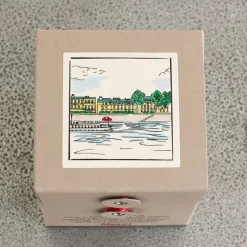 2968 LE PARFUMEUR Bougies & Parfums D'intérieur|L'esprit Merci-Bougie Merci - Quai de Seine