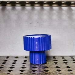 2195 MAMENE Bougies & Parfums D'intérieur|L'esprit Merci-Bougie Podium L - Bleu Cobalt