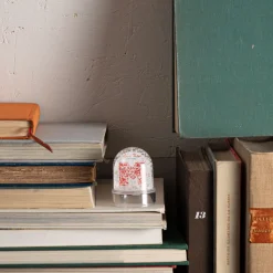 1197 LES PARISETTES Les Accessoires Merci-Boule à neige - Merci Map