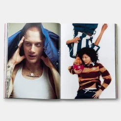 Carhartt WIP Livres|Accessoirisez Votre Intérieur-- Magazine Wip n°10 - Blanc