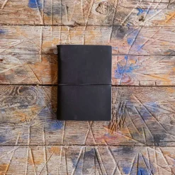 426 DESIGNPHIL Écriture-Carnet passeport en cuir - Noir