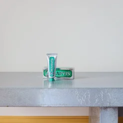 1162 AEGIS PHARMA Brosse À Dents Et Dentifrice|Sélection De Bain Merci-Dentifrice - Menthe Forte - Marvis - 25 ml