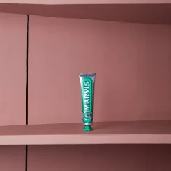 1162 AEGIS PHARMA Brosse À Dents Et Dentifrice|Sélection De Bain Merci-Dentifrice - Menthe Forte - Marvis - 85 ml