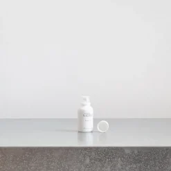 1652 AGENT NATEUR Soins Du Visage-Holi(C) Soin anti-âge à la vitamine C & calcium - Agent Nateur