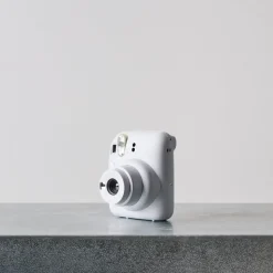 1253 FUJIFILM High-tech-Instax Mini 12 - Clay White