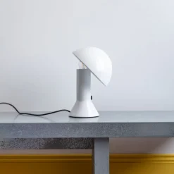 1437 MARTINELLI LUCE Lampes-Lampe de table Elmetto - Blanc
