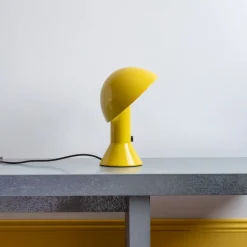 1437 MARTINELLI LUCE Lampes-Lampe de table Elmetto - Jaune