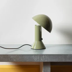 1437 MARTINELLI LUCE Lampes-Lampe de table Elmetto - Vert