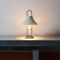 208 HAY Lampes-Lampe portable Oyster à mousqueton - Blanc