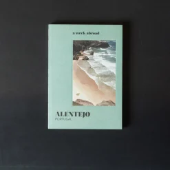 2037 A WEEK ABROAD Livres|Accessoirisez Votre Intérieur-Livre - A Week Abroad Alentejo