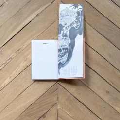 2037 A Week ABROAD Livres-Livre - A Week Abroad Arles Camargue