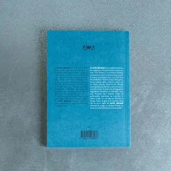 2037 A WEEK ABROAD Livres-Livre - A Week Abroad Bretagne Sud