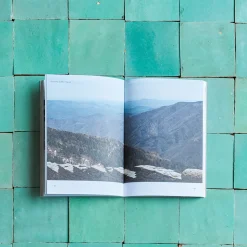 2037 A Week ABROAD Livres-Livre - A Week Abroad Cévennes