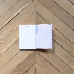 2037 A Week ABROAD Livres-Livre - A Week Abroad Marseille