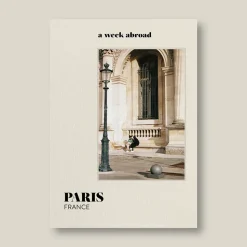 2037 A WEEK ABROAD Livres-Livre - A Week Abroad Paris