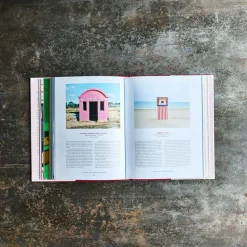 1212 INTERART Livres-Livre - Accientally Wes Anderson : Adventures