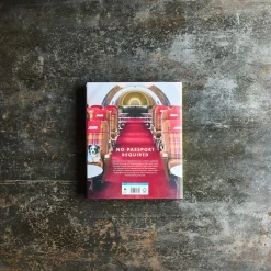 1212 INTERART Livres-Livre - Accientally Wes Anderson : Adventures