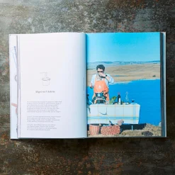 746 HACHETTE EDITIONS Livres-Livre - La Fête - Zoé De Las Cases