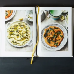 746 HACHETTE EDITIONS Livres-Livre - Ottolenghi Simple: A Cookbook