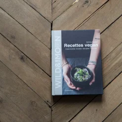 747 FLAMMARION Livres-Livre - Recettes Vegan Wild & The Moon