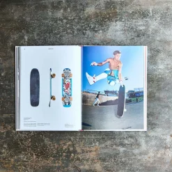 730 PHAIDON Livres-Livre - Skateboard