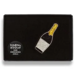 Femme MACON & LESQUOY Pin's|Pin's-Macon & Lesquoy - Broche - Bouteille champagne