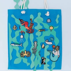 Femme MACON & LESQUOY Pin's|Pin's-Macon & Lesquoy - Broche - Bulot