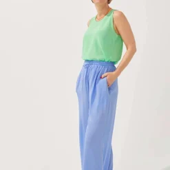 Femme Mii Collection T-shirts-- Top Lola -