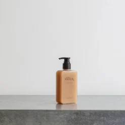 1652 AGENT NATEUR Soins Du Corps-Nettoyant resurfaçant pour le corps Holi (wash) - Agent Nateur