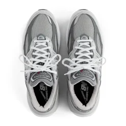 Homme New Balance Baskets-- Baskets 990v6 -