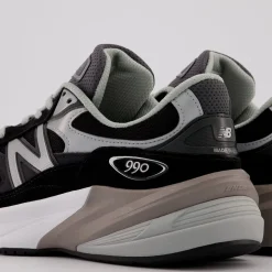 Homme New Balance Baskets-- Baskets 990v6 -