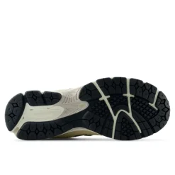 Homme New Balance L'esprit Merci|Baskets-- M2002RFI - Crème