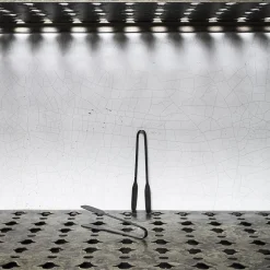 259 SERAX Ustensiles|Couverts-Pince en métal martelé - Anthracite - La Nouvelle Table