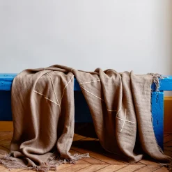 2959 BED AND PHILOSOPHY Plaids & Couvertures-Plaid en lin Boreal - Moka