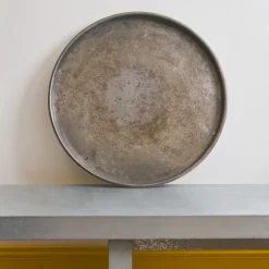 1414 PUEBCO L'esprit Merci|Plateaux-Plateau rond en métal - Vintage