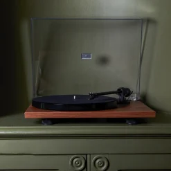 2126 PRO JECT High-tech|Accessoirisez Votre Intérieur-Platine Pro Ject E1 - Walnut