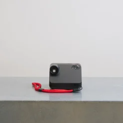 1907 IMPOSSIBLE High-tech-Polaroid Go Black