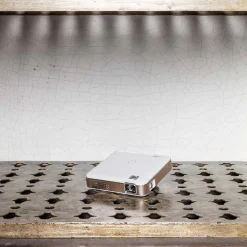 1537 TECH TRAINING High-tech|L'esprit Merci-Projecteur Portable Luma 150 sans fil Kodak